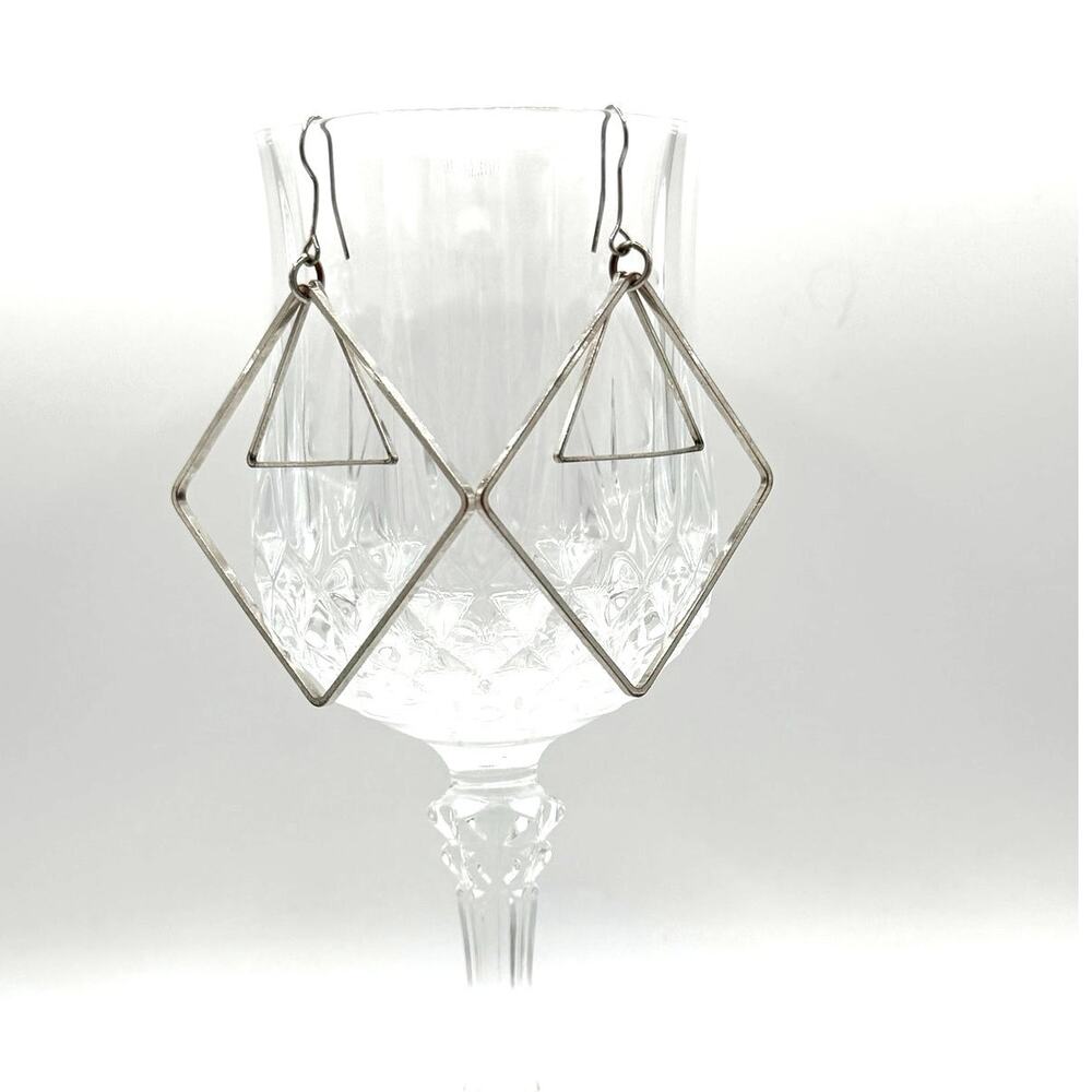 Diamond Shape - Geometric Drop Earrings – Modern Minimalist Style